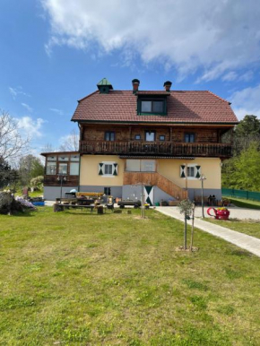 Uriges Bauernhaus mit Blick auf Graz